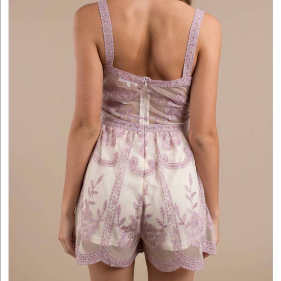 LAST ONE! HONEY PUNCH GREAT ESCAPES MESH ROMPER - Picture 2 of 3